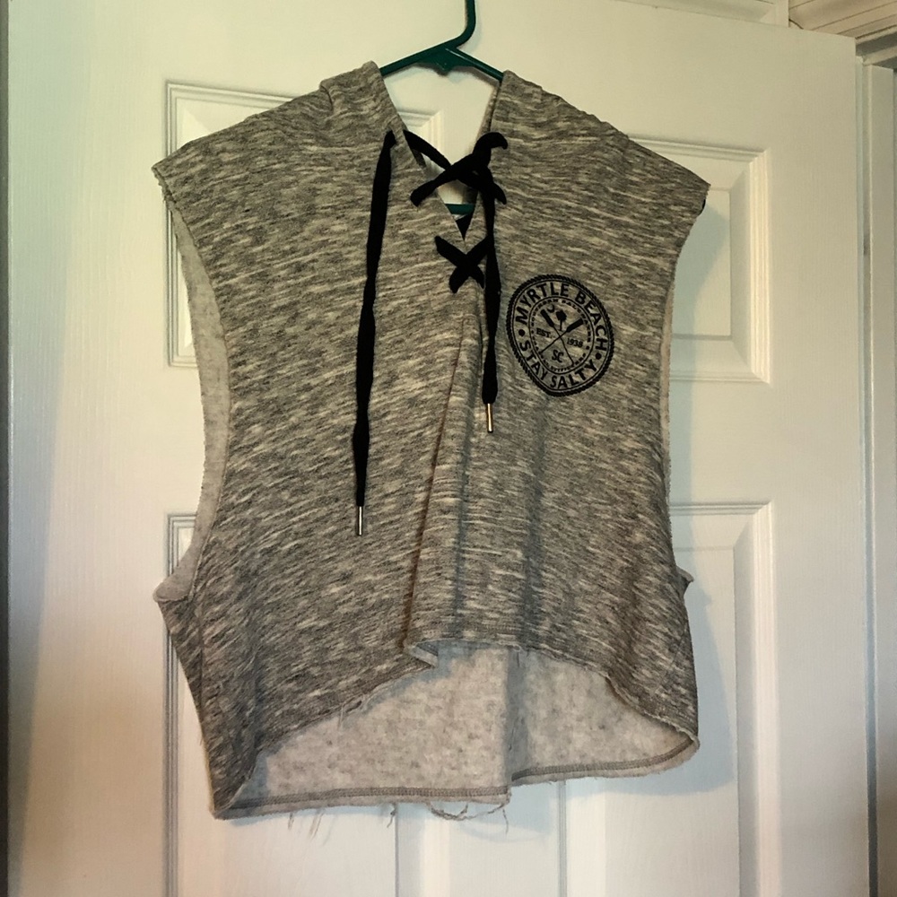 Gray, Myrtle Beach crop top size large